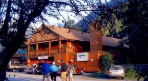 Отель Bella Coola Cumbrian Inn  Bellakula